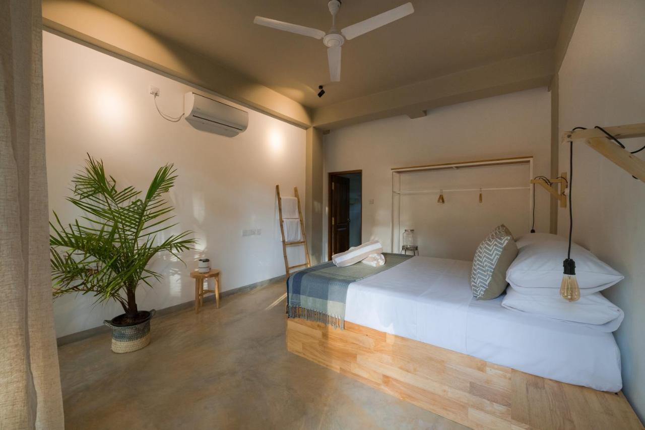Bombora Hiriketiya Hotel Dikwella Esterno foto