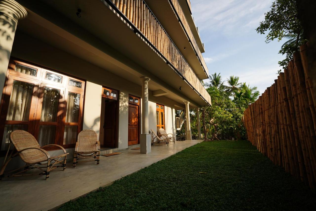 Bombora Hiriketiya Hotel Dikwella Esterno foto